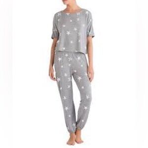 Splendid gray and white stars ⭐️ two-piece pajama set NWT